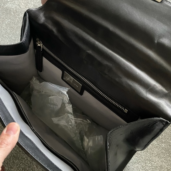 🖤Michael Kors Carrington Top Handle Satchel 🔐 - Picture 3 of 6